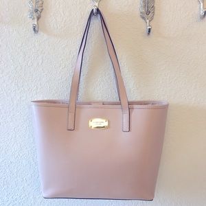 Michael Kors jet set tote